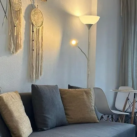 Estudio Leyda En 아파트 *